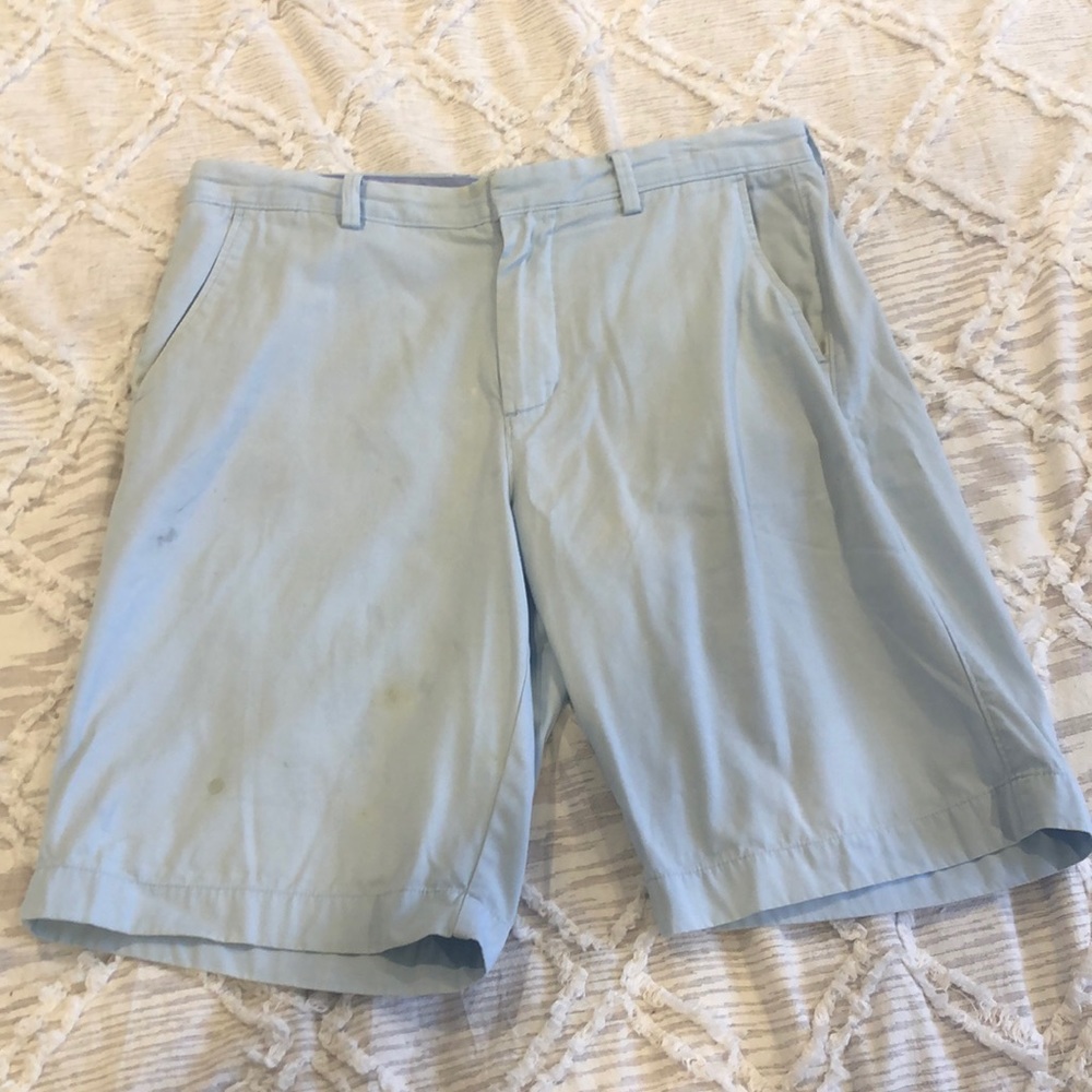 Men’s pastel blue khaki shorts